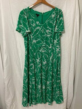 Talbots Midi Dress Womens 12 Green Floral Core Comfort Modest Casual Feminine